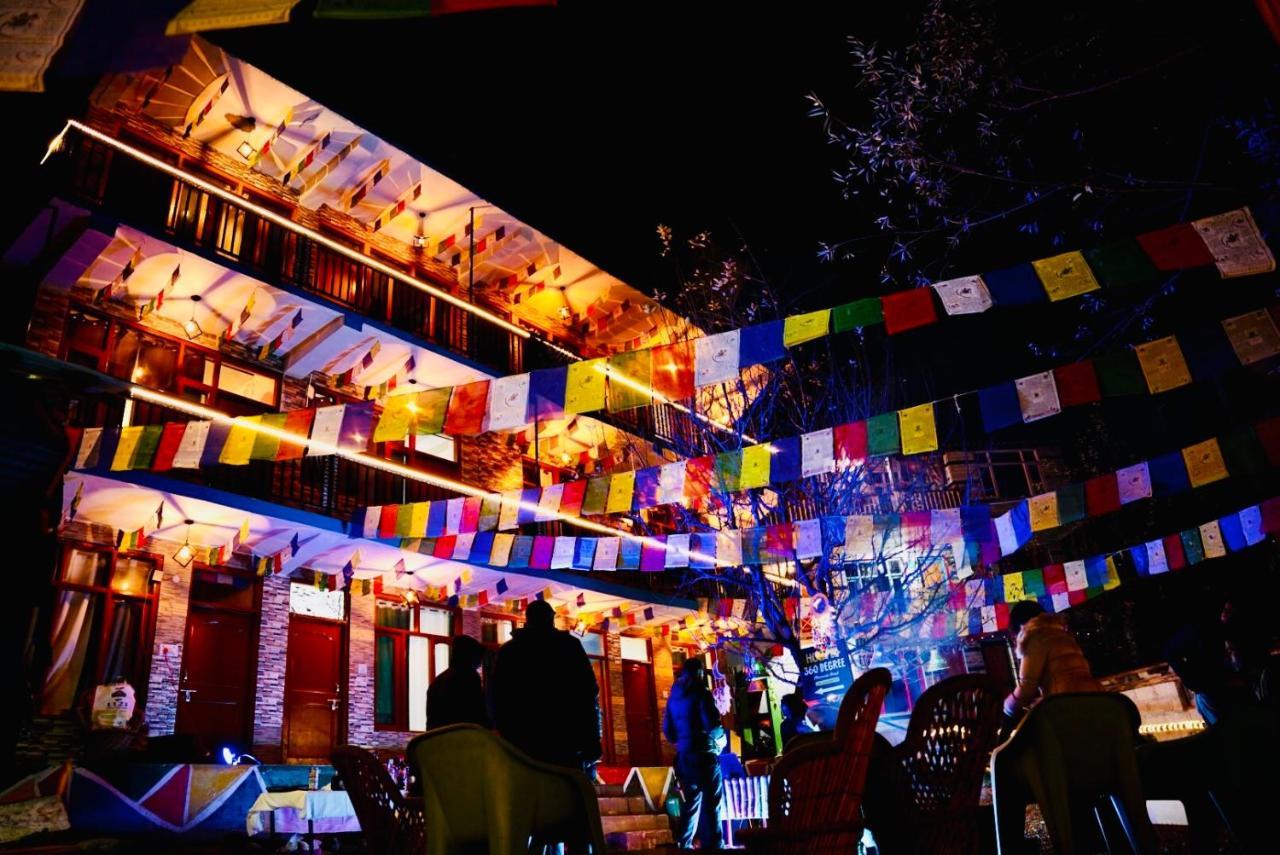 Hostel 360 Degree, Riverside Stay, Old Manali エクステリア 写真