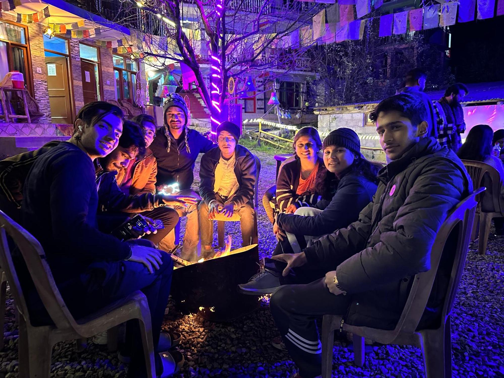 Hostel 360 Degree, Riverside Stay, Old Manali エクステリア 写真